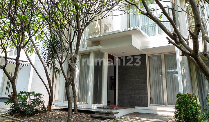 Exclusive Townhouse, Tropical Modern, Private Pool in Cilandak, South Jakarta Exclusive Townhouse, Tropical Modern, Private Pool in Cilandak, South Jakarta