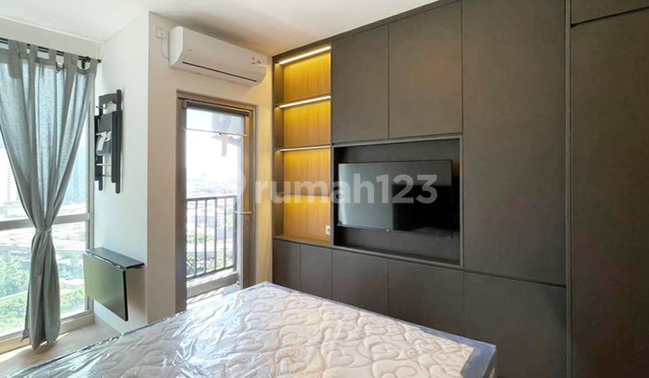 Newton Ciputra World Apartment, Studio Type, 24 sqm, Furnished