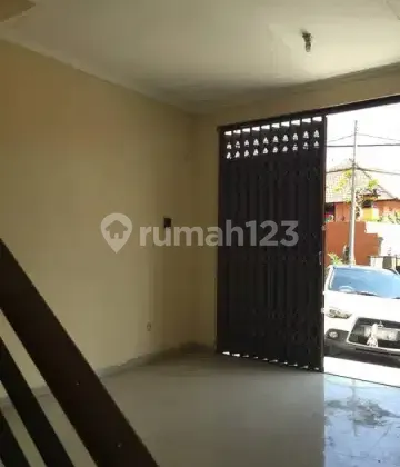 For Sale: Nice Shop House in West Denpasar Area 2