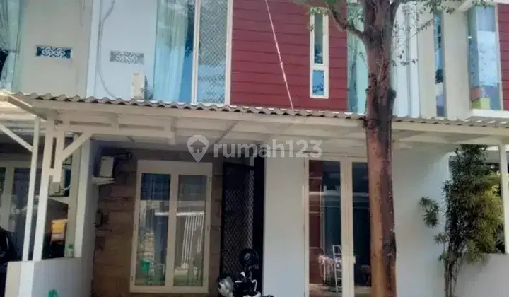 Furnished House for sale in the One Gate Complex in North Denpasar 1