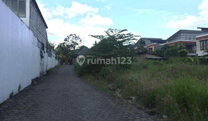 Premium land for sale in Canggu Berawa 1