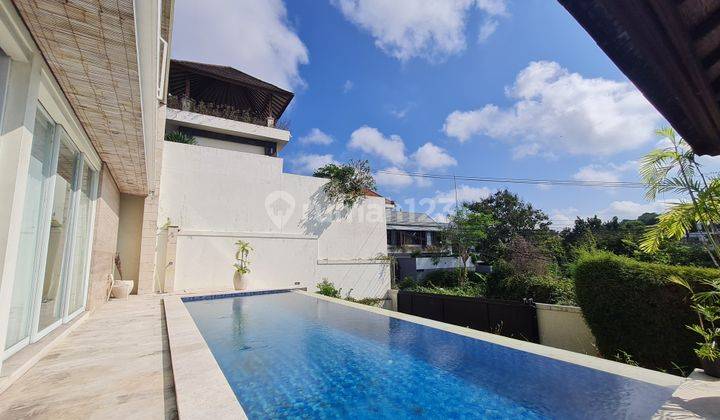 Nice Villa for rent in the Ungasan area of South Kuta  2