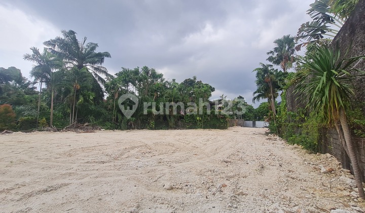 Tanah Siap Investasi di Jantung Seminyak - Area Premium One-Gate Villa Komplek