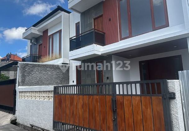 For Sale New Ready-to-Occupy House 3 Bedrooms Freehold in Kerobokan Gatsu Barat Denpasar For Sale New Ready-to-Occupy House 3 Bedrooms Freehold in Kerobokan Gatsu Barat Denpasar