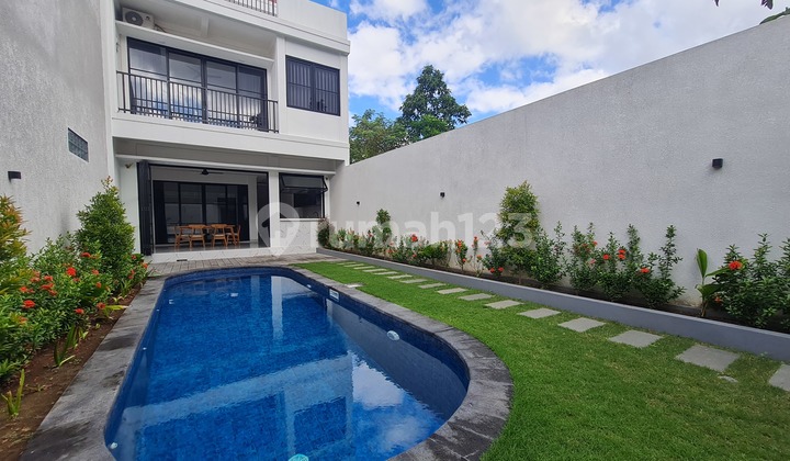 For Rent: Nice Villa in Canggu Brawa
