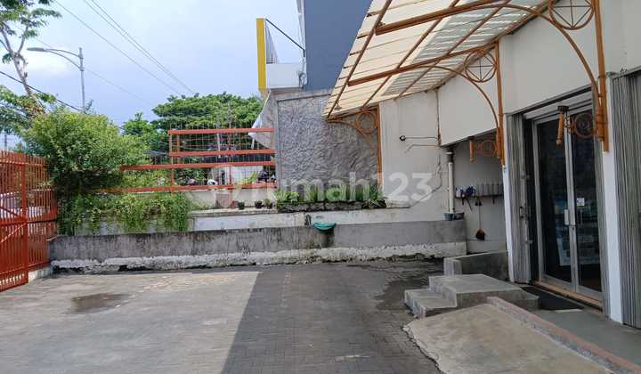 Dijual Rumah dan tempat usaha di jl Dr.Cipto Semarang Timur, Semarang 1