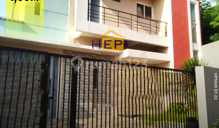 Rumah 2 Lantai Bagus Unfurnished SHM di Jalan Sri Rejeki , Semarang Barat