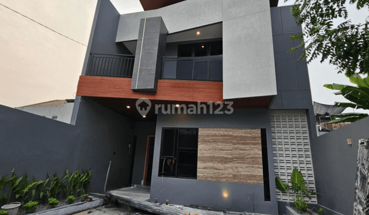 Rumah 2 Lantai Baru Semi Furnished SHM di Sri Rejeki, Semarang 1