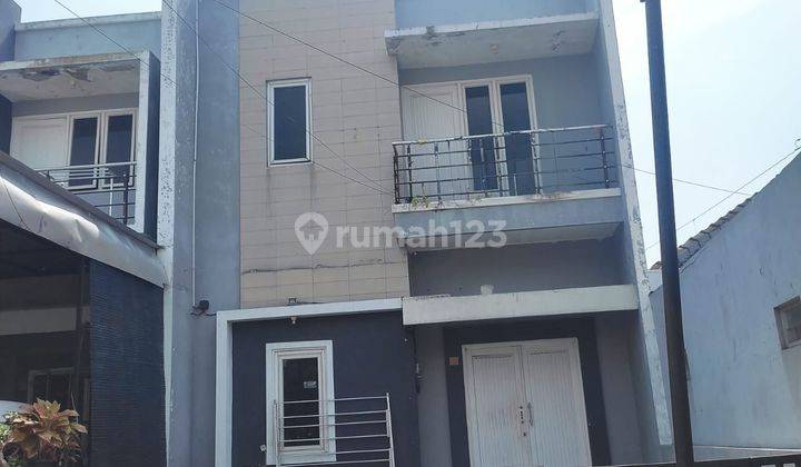 Rumah Kontrakan 2 Lantai Bagus Unfurnished SHM di Kanguru, Semarang 1