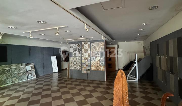 Ruko di MT Haryono Semarang Timur, Semarang 1