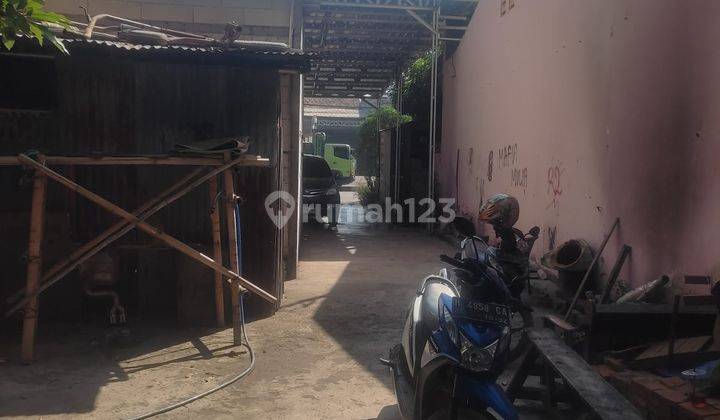 Rumah di Brigjend Sudiarto, Semarang Cocok Untuk Ruko Maupun Gudang 2