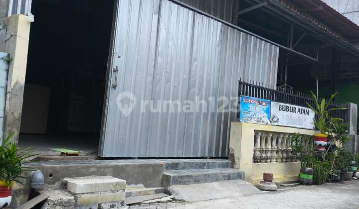 Rumah di Pandeanlamper, Gayamsari, Semarang 2