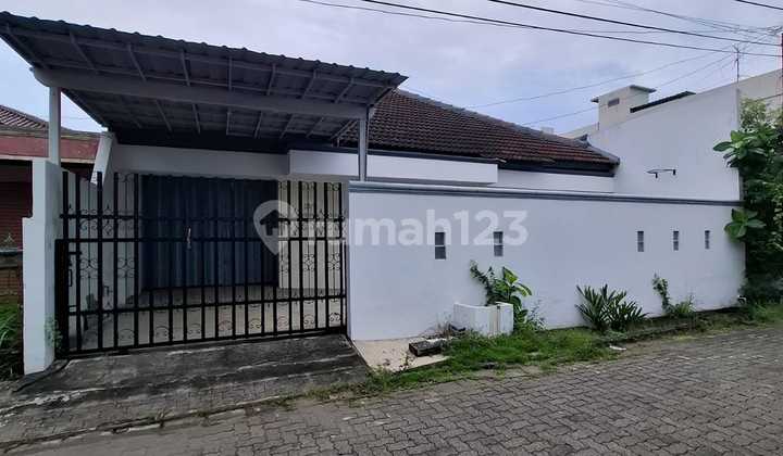 Rumah Perum Pondok Indraprasta Semarang Utara, Semarang 1
