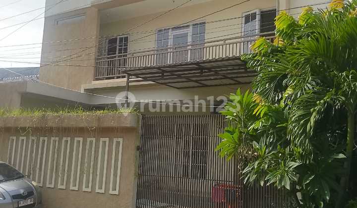 Warehouse for Sale Ready to Live in Peterongan, Semarang 1