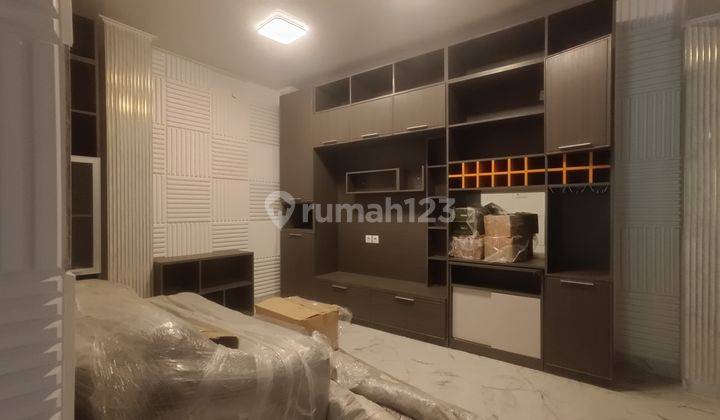 Rumah Mewah Full Furnished di Graha Candi Golf Semarang, Semarang 2