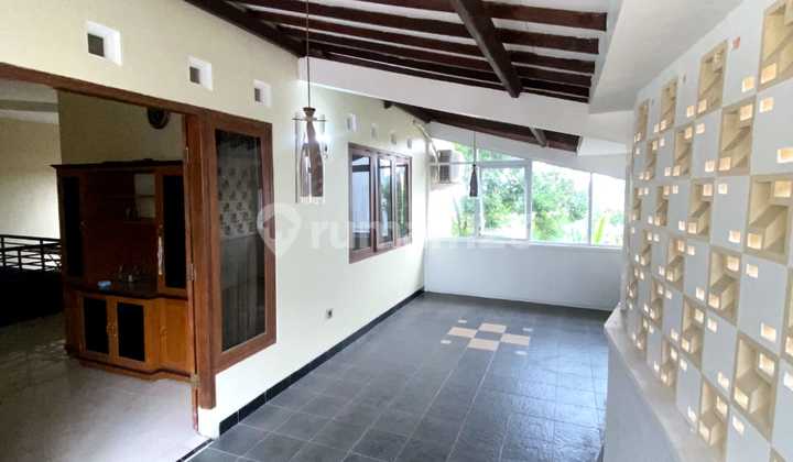 Rumah di  Banyumanik Ngesrep, Semarang 2