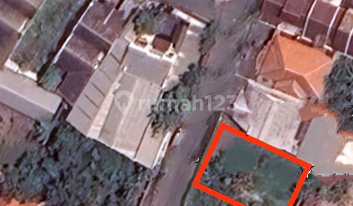 Tanah Tengah Kota Dekat Simpang Lima