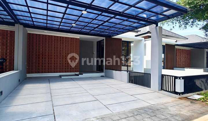 Rumah Baru Siap Huni View Danau Hillago BSB City, Semarang 1