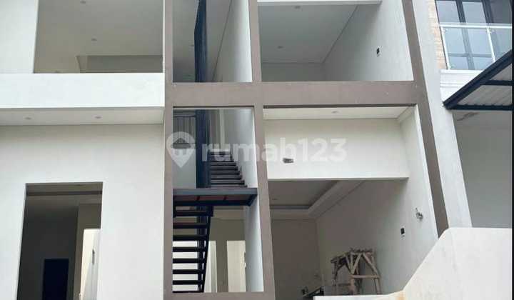 Dijual Rumah di Ivy Park BSB City, Semarang 1