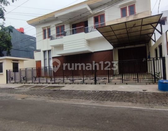 Dijual Ruko di Halmahera Semarang Timur, Semarang 1