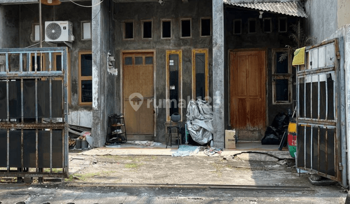 Rumah SHM di Pedurungan Tengah, Semarang Samping Jalan Raya 1