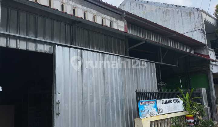 Rumah di Pandeanlamper, Gayamsari, Semarang 1