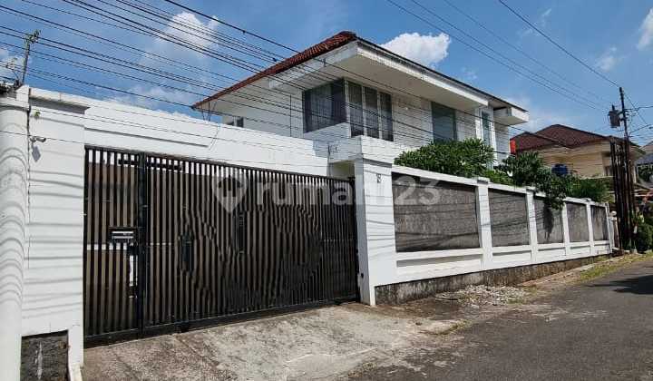 Rumah di Bukit Sari Banyumanik, Semarang 1