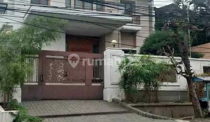 Rumah Mewah di Perumahan Elite Papandayan Gajah Mungkur, Semarang 1