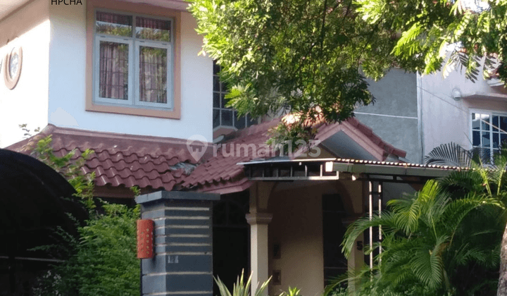 Dijual Rumah Semi Furnished di Greenwood, Semarang 1