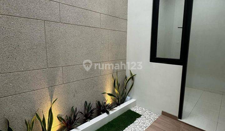 Ready New Rumah 2 Lantai Mulyosari Utara Surabaya Timur 2