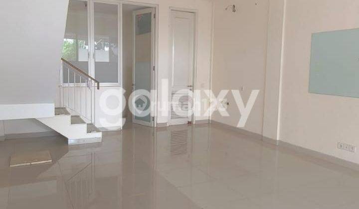 Ruko Bizhome  Pakuwon City  Dekat dengan Hokky Supermarket 1