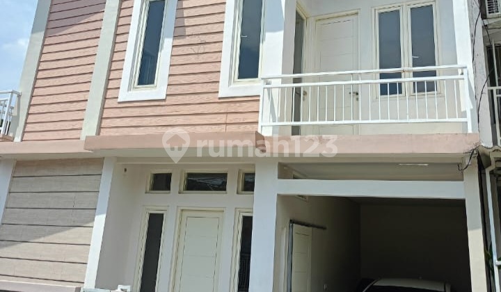 Dijual Rumah Baru Medokan Sawah Timur - Medokan Ayu - Rungkut Surabaya Timur Bonus Semi Furnished New Modern , Private Balkony 2