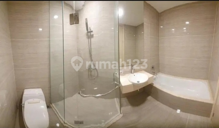 Disewakan Apartemen La Riz Mansion New Baru Full Furnished by  Francis 4 Bedroom 8