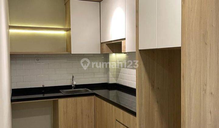 Murah Rp.900jt-An Dijual Rumah North West Lake Citraland Ng7 Spesial 2 Lantai 2 Kamar Tidur - Shm Dkat Sekolah Citra Berkat, Sport Center 2