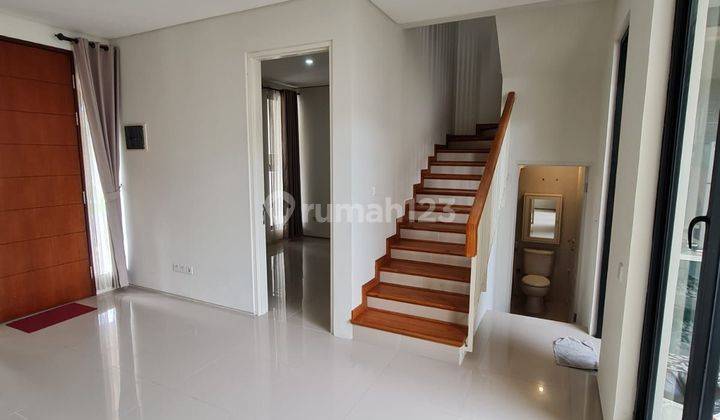 Murah Disewakan Rumah North West Lake Citraland Bonus Semi Furniture, Taman Asri , Kolam Ikan 2