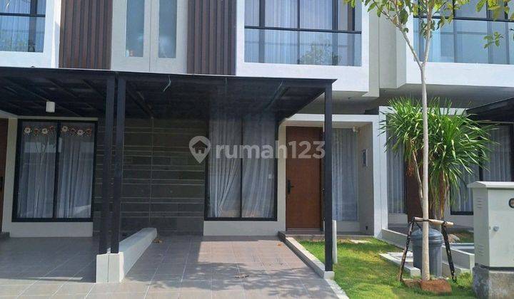 3 Kamar Tidur Rumah North West Central Citraland Surabaya Bonus Full Furnished Modern 1