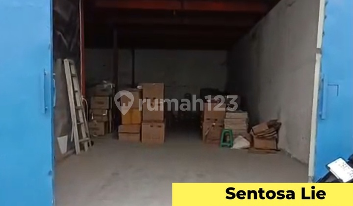 Dijual 3 Jejer Gudang Kedinding - Kenjeran - Surabaya Timur - Ada Lift Barang - Row Jalan Lebar Akses Truk Ban Double - Shm Dekat Kedung Cowek , Suramadu Dijual 3 Jejer Gudang Kedinding - Kenjeran - Surabaya Timur - Ada Lift Barang - Row Jalan Lebar Akses Truk Ban Double - Shm Dekat Kedung Cowek , Suramadu