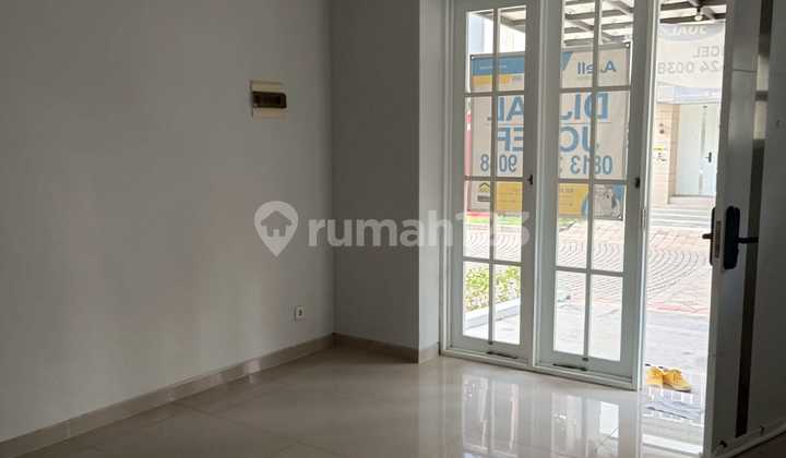 Murah 1 Milyaran Dijual Rumah Wisata Bukit Mas 2 Paddington Surabaya Barat Dekat Citraland, Pakuwon Mall, Royal Residence 2