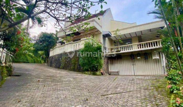 Dijual 2595 M2 Rumah Villa Pandaan Jawa Timur - Nol Jalan Raya - Ada Kolam Renang, Lapangan Basket, Taman Luas 2