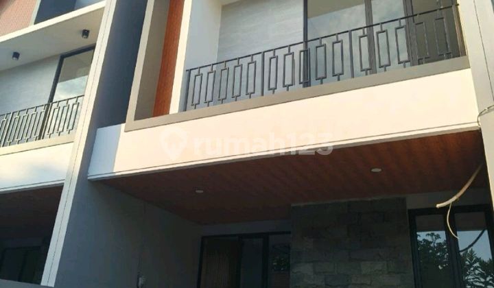 Murah 2 M-an Rumah Baru Manyar Tirtoyoso Utara Surabaya Timur Dekat Sma Petra 2 Manyar , Galaxy Mall, Kampus Its - Ready Unit Rumah Siap Huni Murah 2 M-an Rumah Baru Manyar Tirtoyoso Utara Surabaya Timur Dekat Sma Petra 2 Manyar , Galaxy Mall, Kampus Its - Ready Unit Rumah Siap Huni