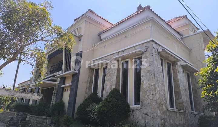 For Sale 600 M2 Pine Asri House Next to Bukit Mas Tourist Spot - 2-Story Hook Plus Private Swimming Pool - Near Pakuwon Mall, Prambanan Residence, Citraland 2