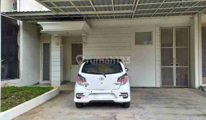 Rumah Semi furnish eastcoast park Pakuwon City  2