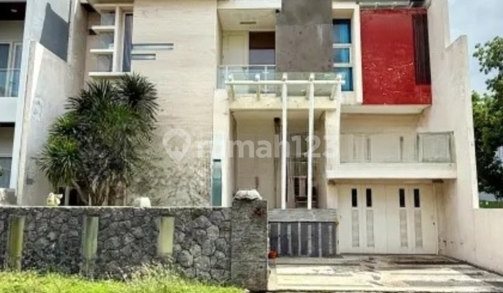 Rumah Modern Minimalis Pakuwon City San Diego