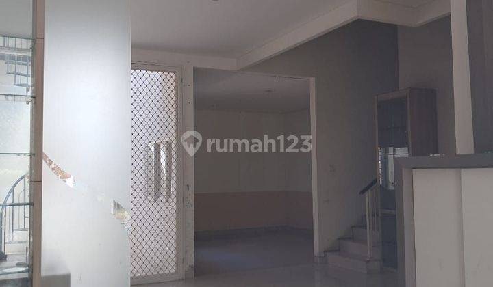 Rumah Strategis Pakuwon City Siap Huni Palm Beach Surabaya 2