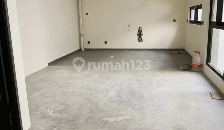 Rumah New Gress Palm Beach Pakuwon City