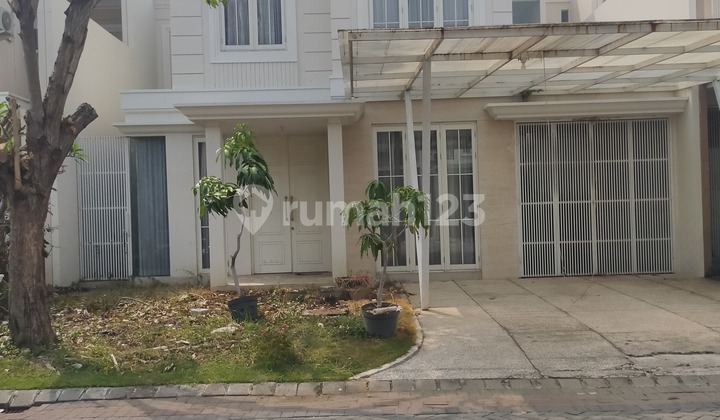 Rumah Palm Beach Pakuwon City