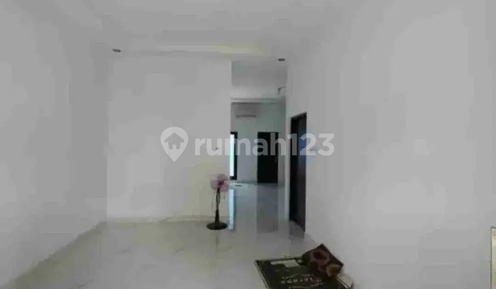 San Diego House next to San Antonio Long Beach near Unair Pakuwon City 2