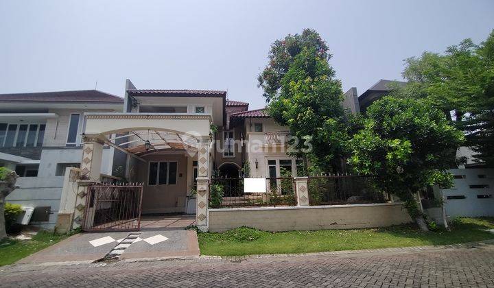 Rumah Classic Mewah Pakuwon City Villa Westwood 1