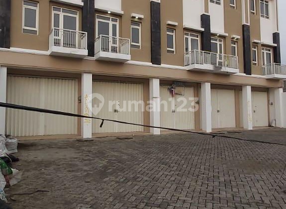 Ruko Siap Huni Kutisari Besar 1