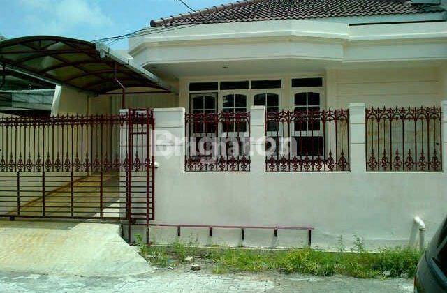 RUMAH DI DAERAH HASANUDIN 1